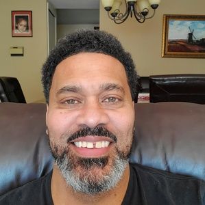 Meet your Posher, Gregory